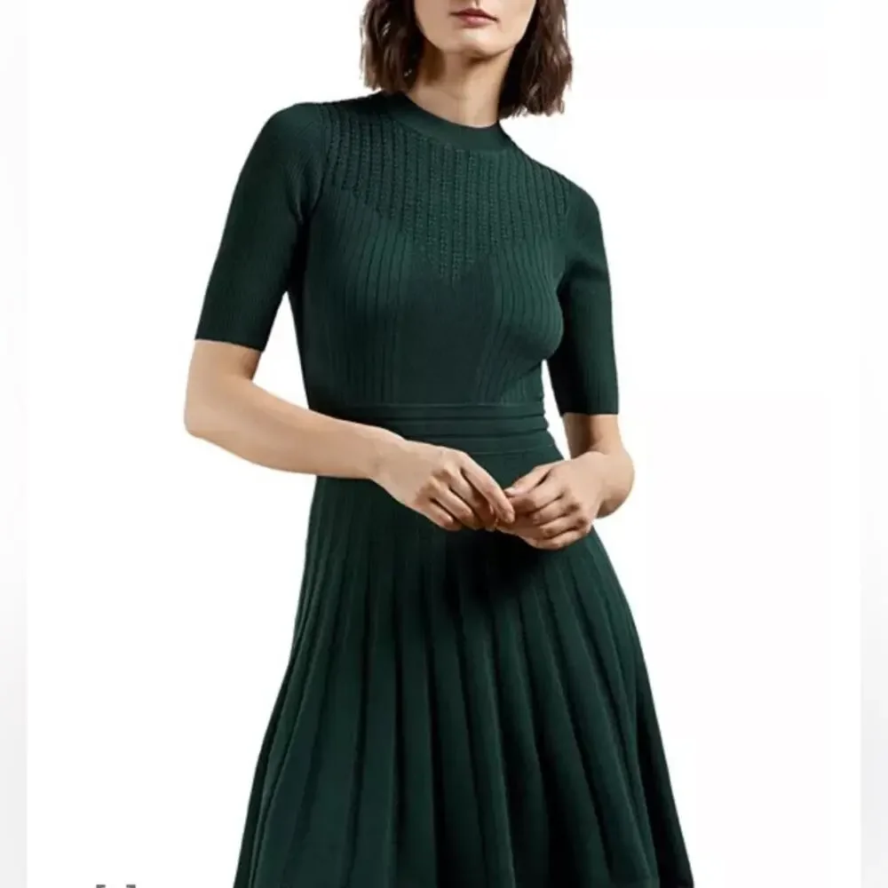 Ted Baker $289 Olivinn Stitch Detail Sweater Dress Green Pleated Skirt TB2 =US 6